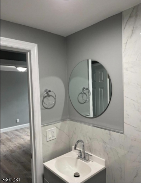 property viewer photo 12