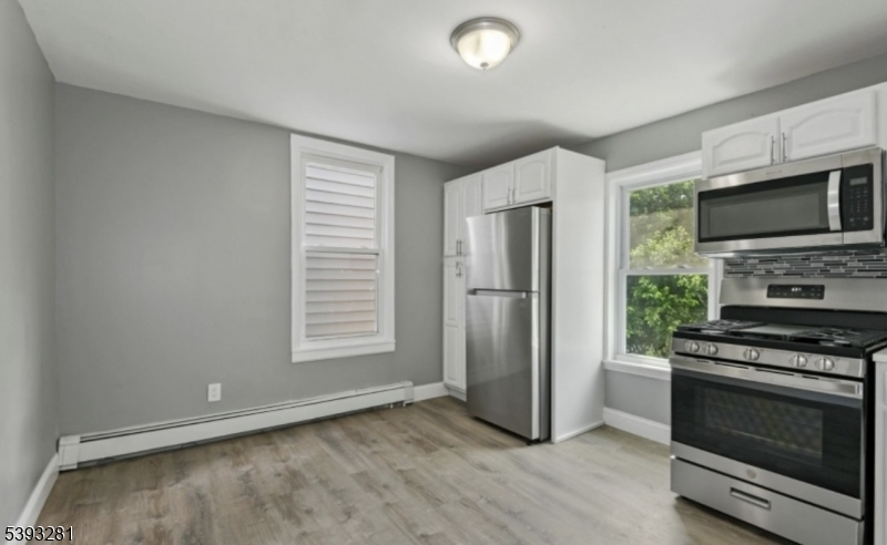 property viewer photo 15