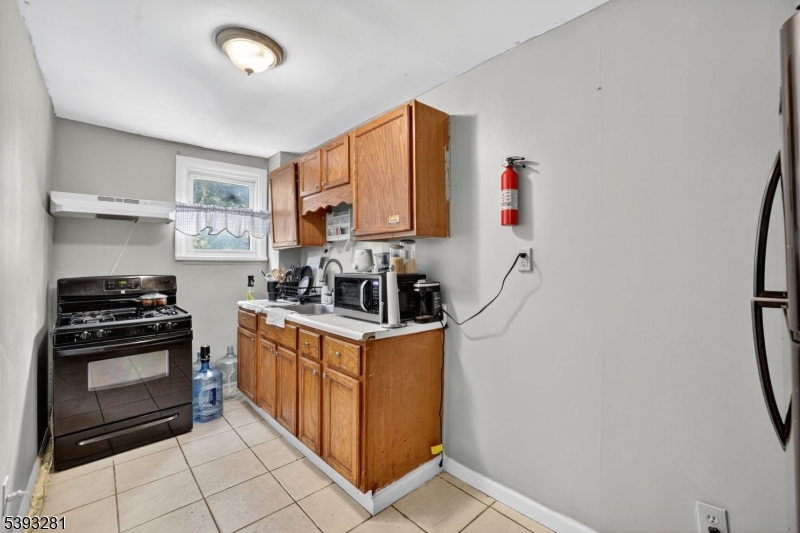 property viewer photo 3