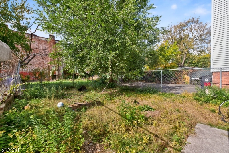 property viewer photo 31