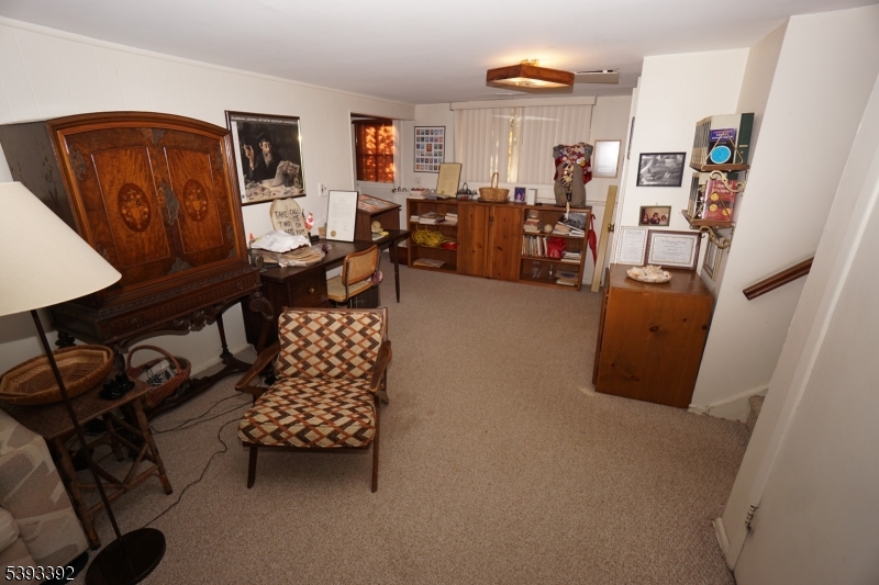 property viewer photo 12