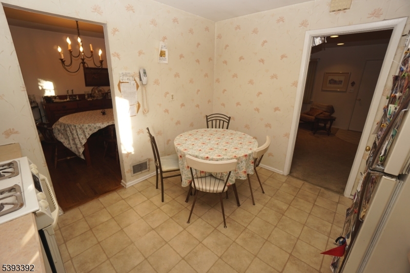 property viewer photo 7