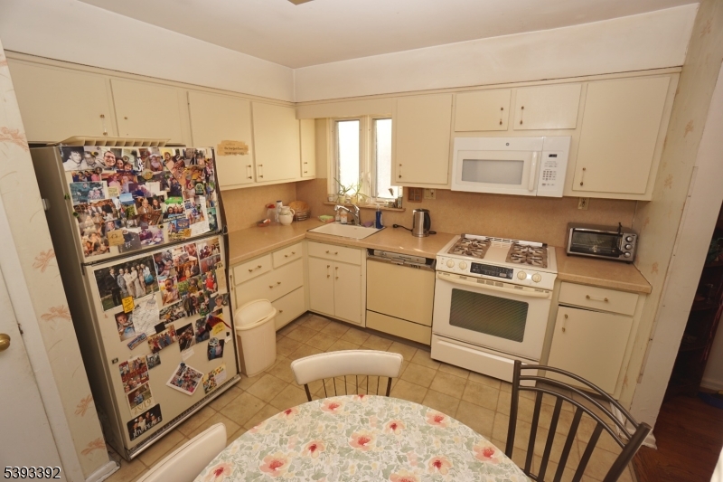 property viewer photo 8
