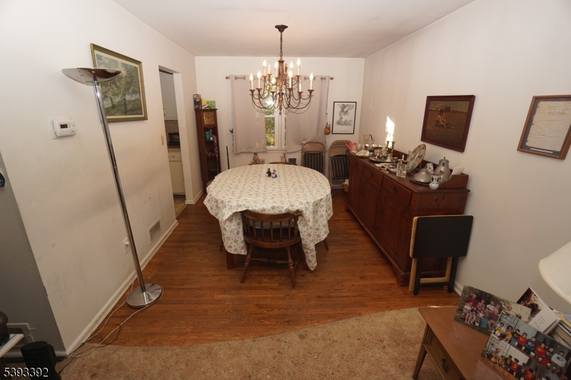 property viewer photo 9