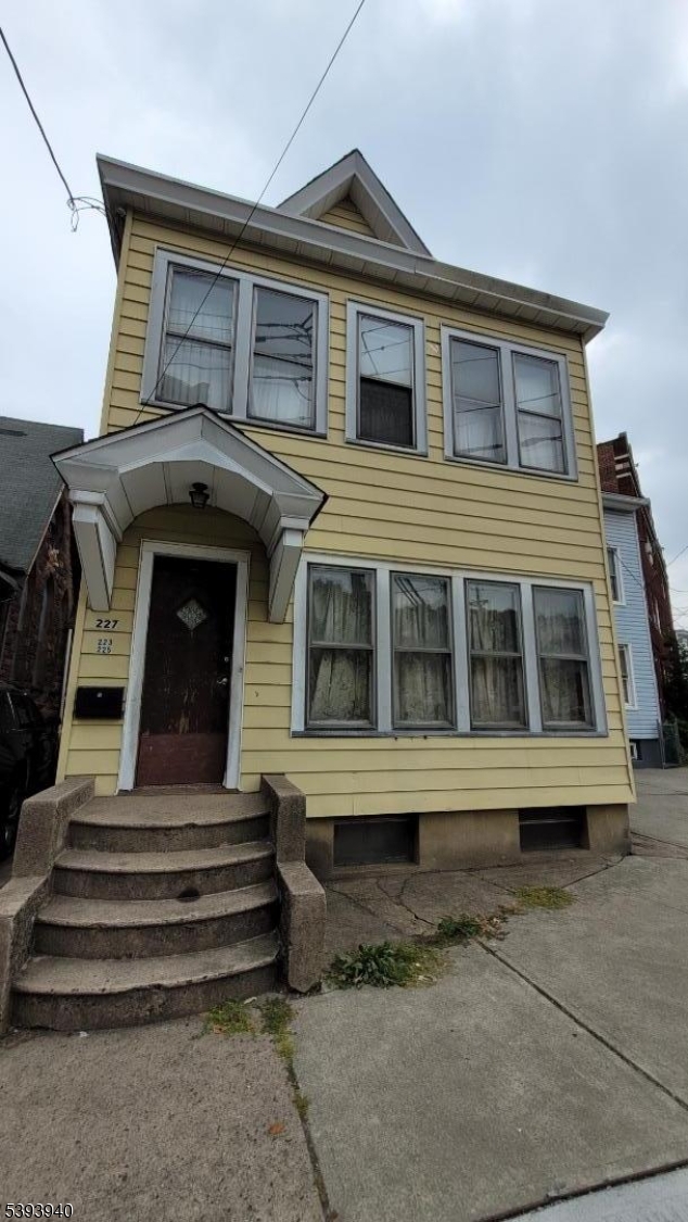 main property photo 18