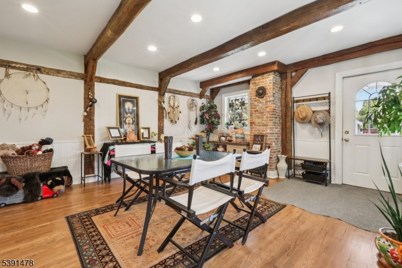 property viewer photo 12