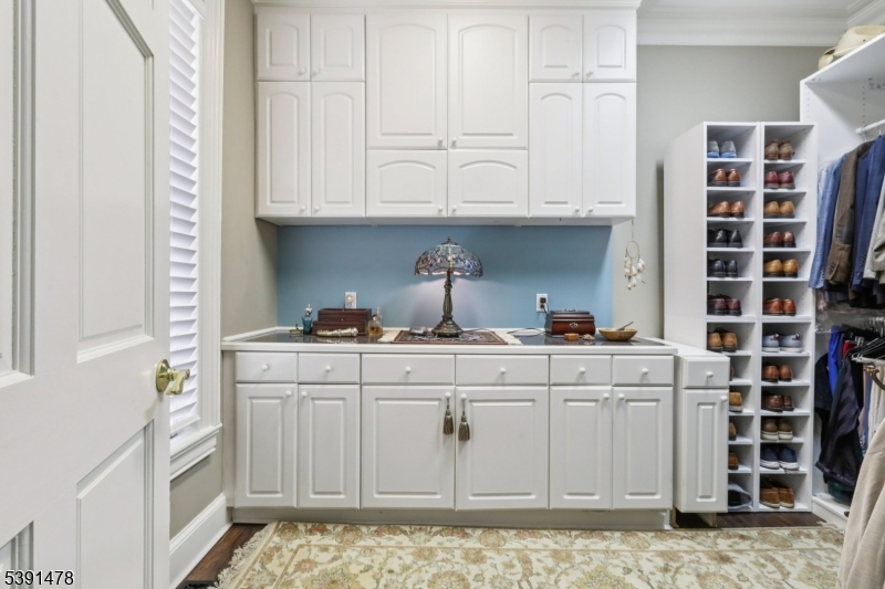 property viewer photo 16