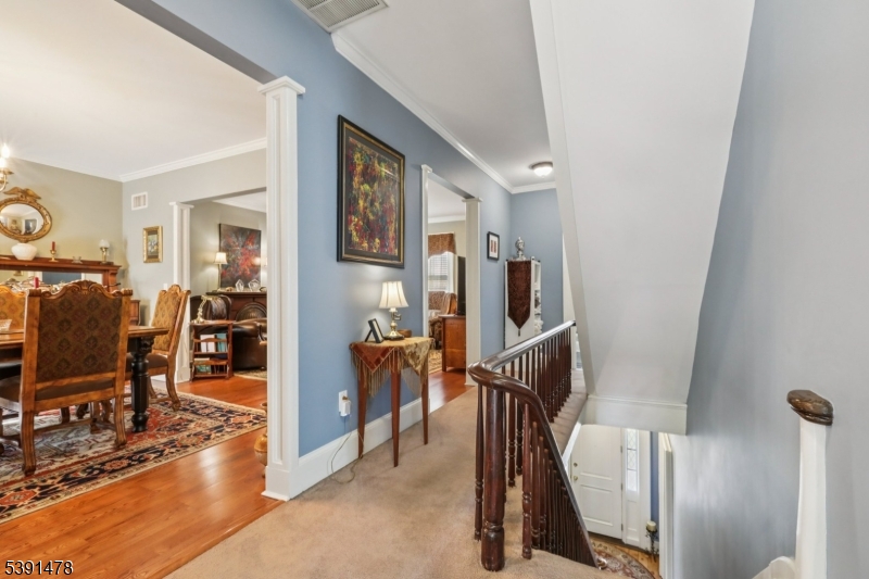 property viewer photo 20