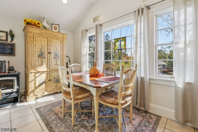 property viewer photo 26