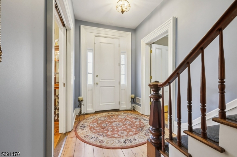 property viewer photo 3