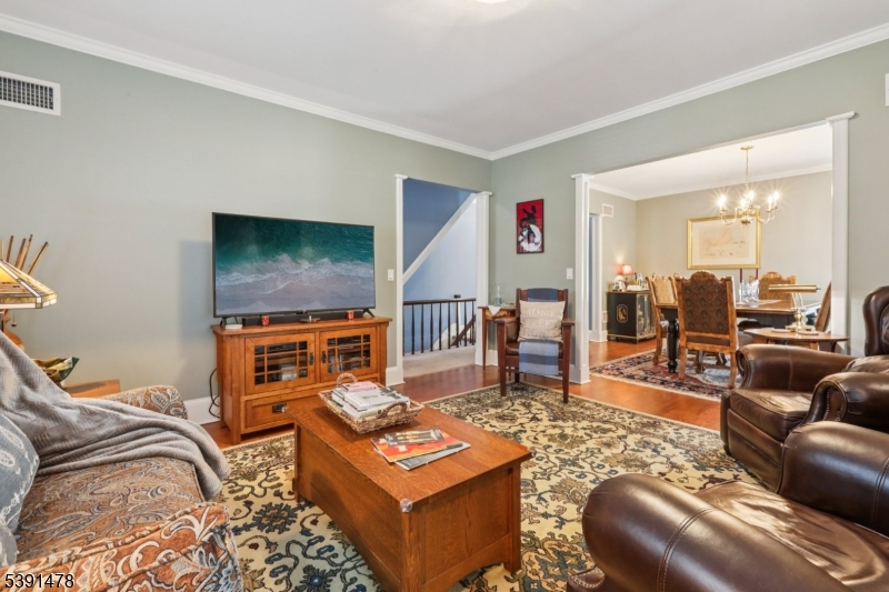property viewer photo 33