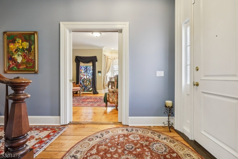 property viewer photo 4
