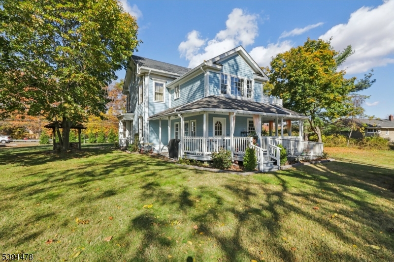 property viewer photo 44