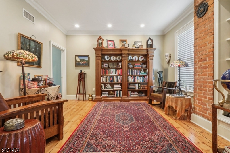 property viewer photo 8