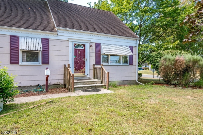 property viewer photo 3