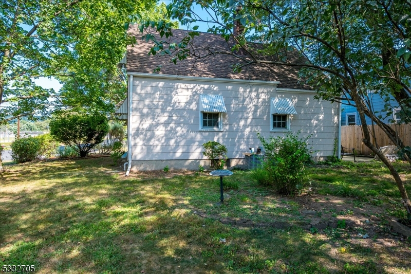 property viewer photo 30