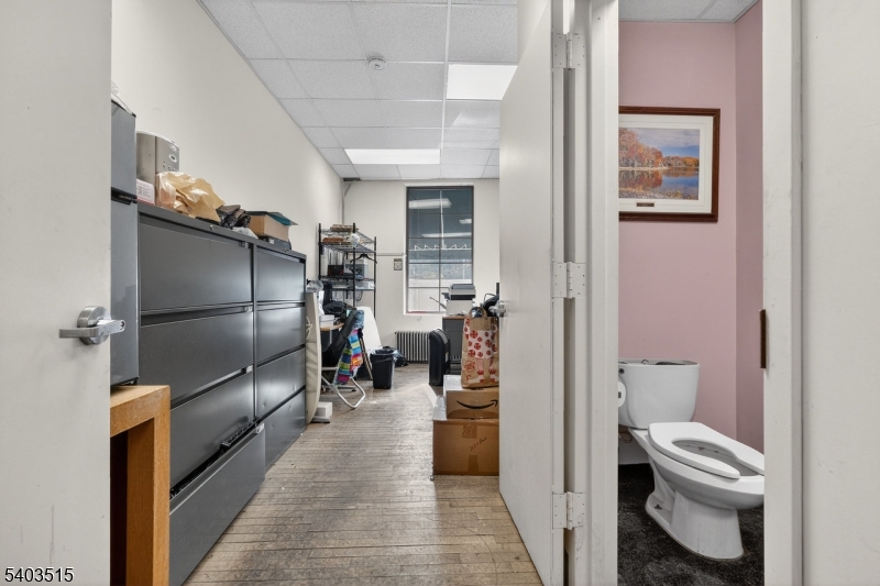 main property photo 8