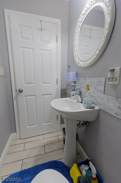 main property photo 15