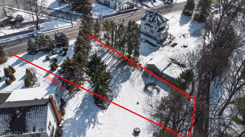 main property photo 13
