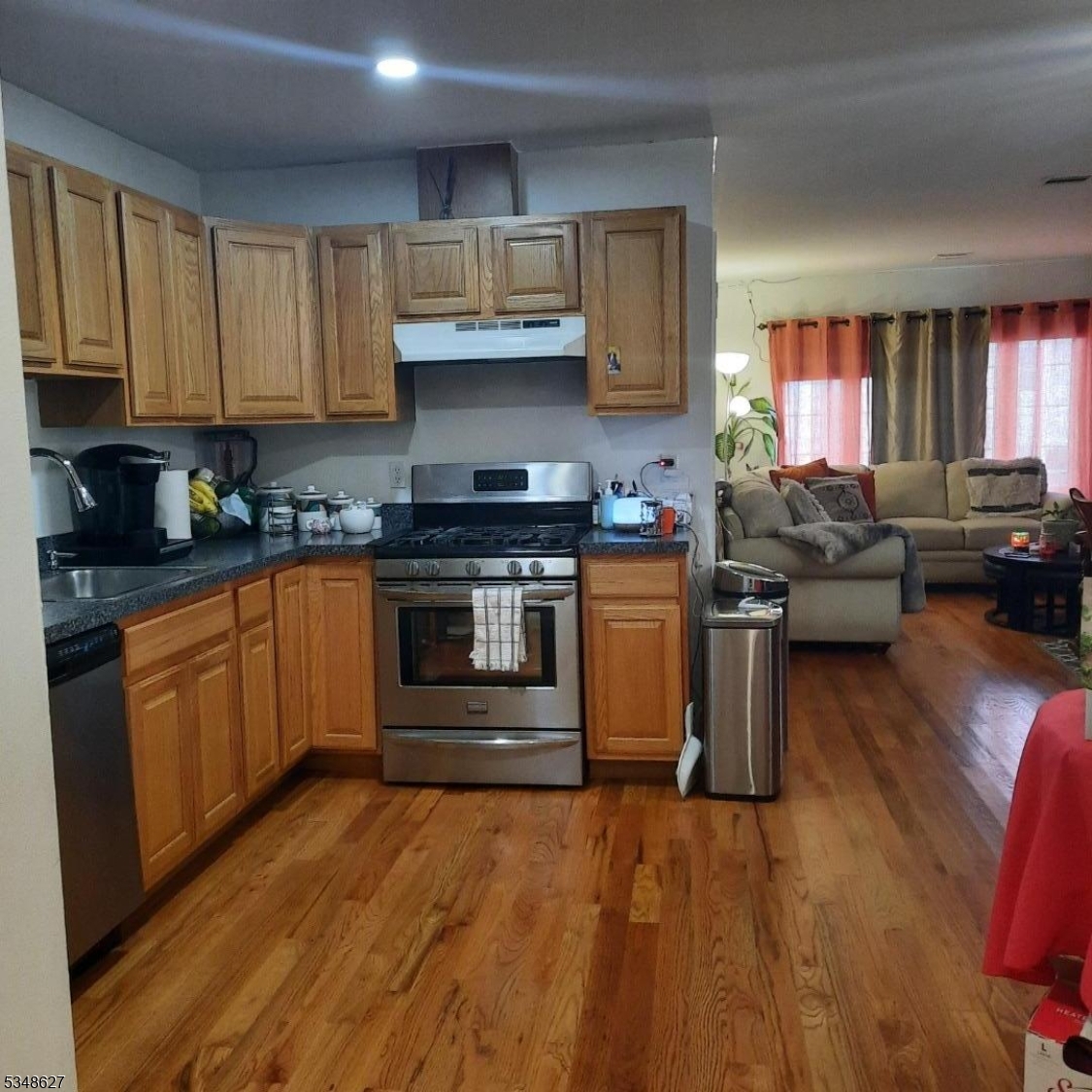 main property photo 5