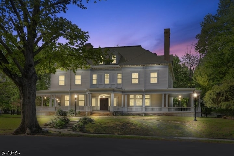 main property photo 45