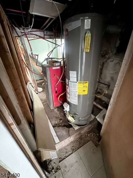main property photo 26