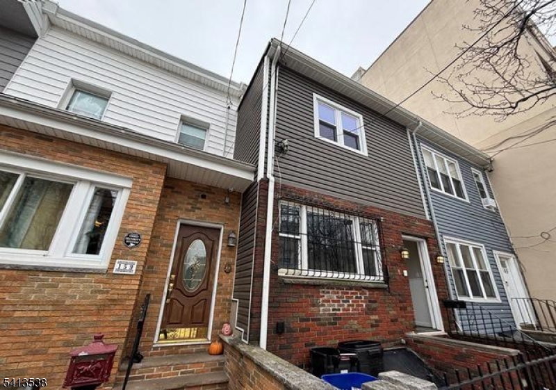 main property photo 12