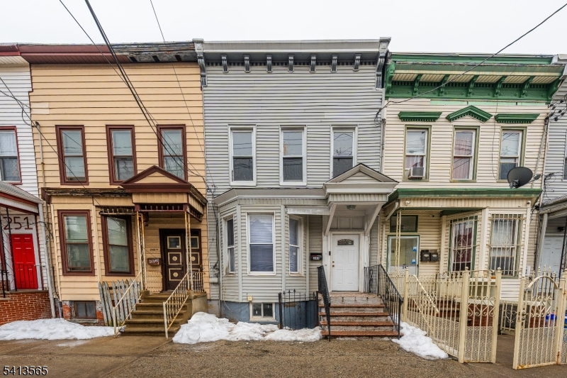 main property photo 36