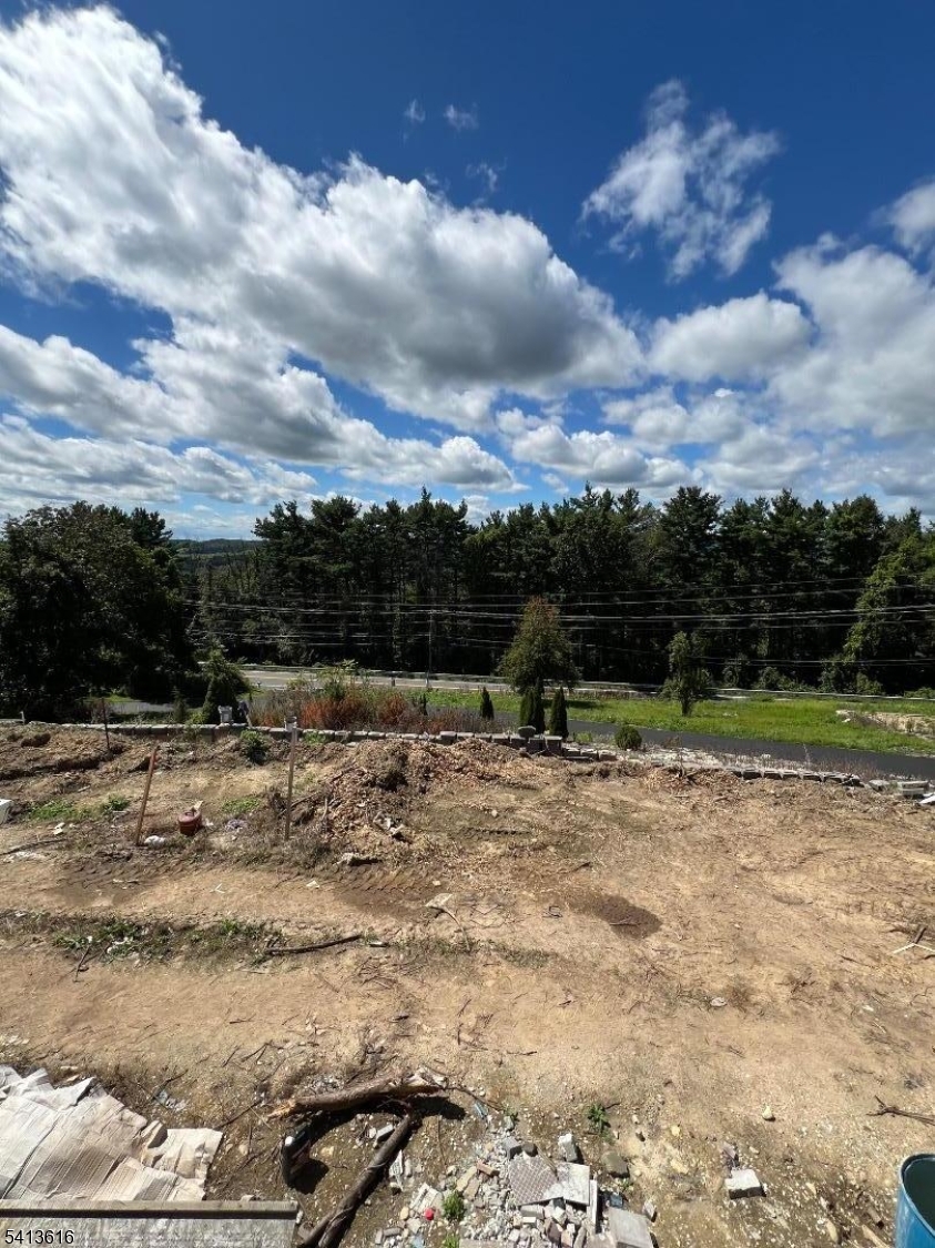 main property photo 47