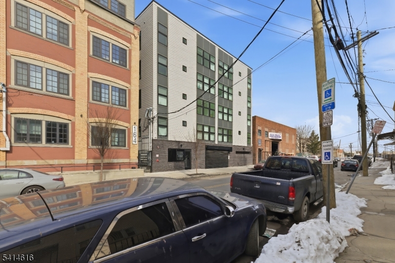 main property photo 20