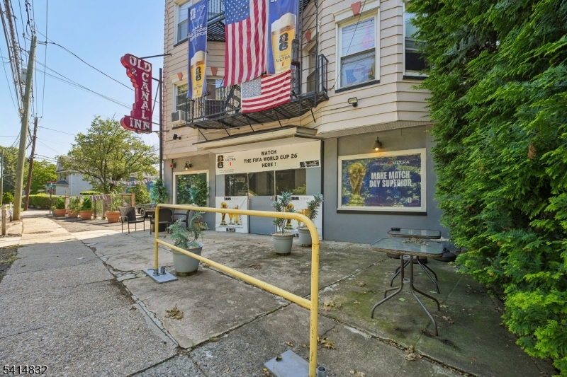 main property photo 18