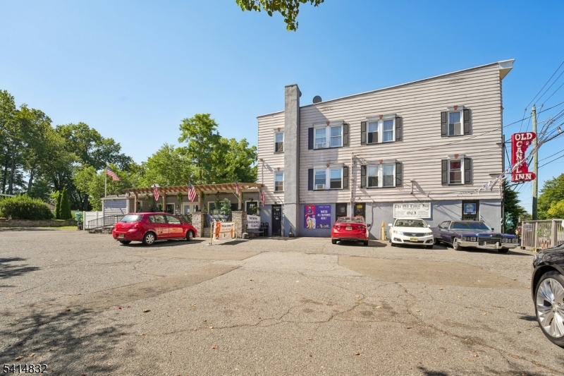 main property photo 23