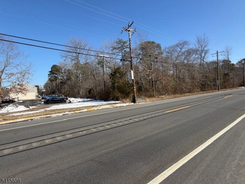 main property photo 3