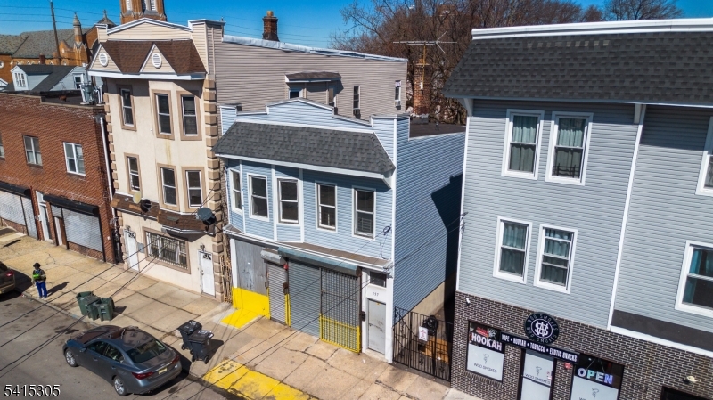 main property photo 22