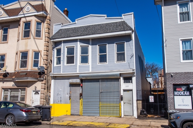 main property photo 23