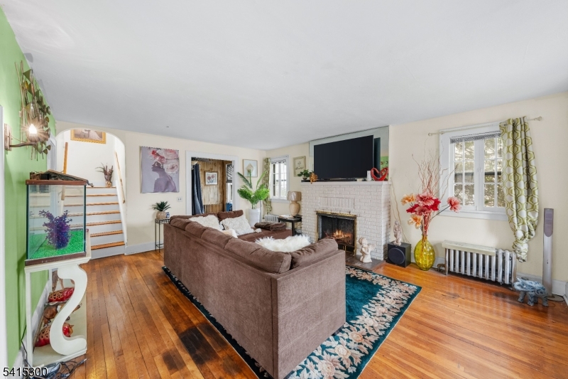 main property photo 6
