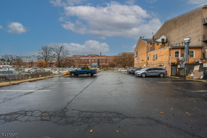 main property photo 34