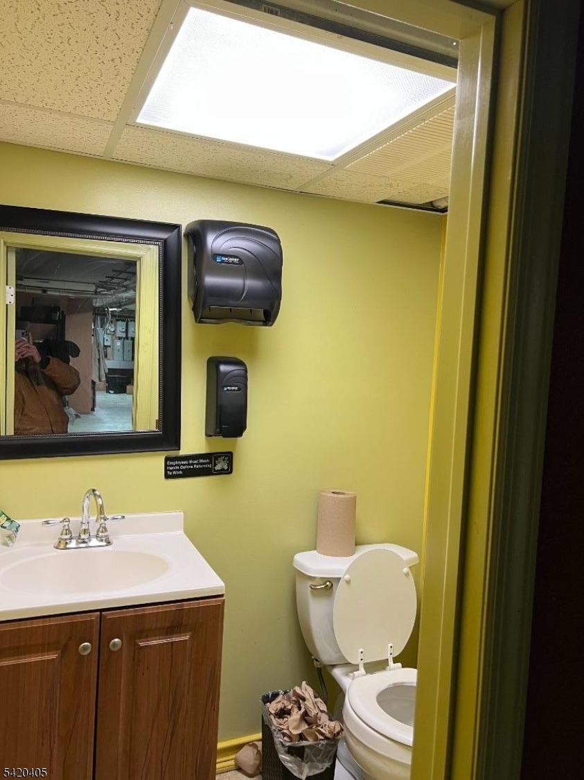 main property photo 13