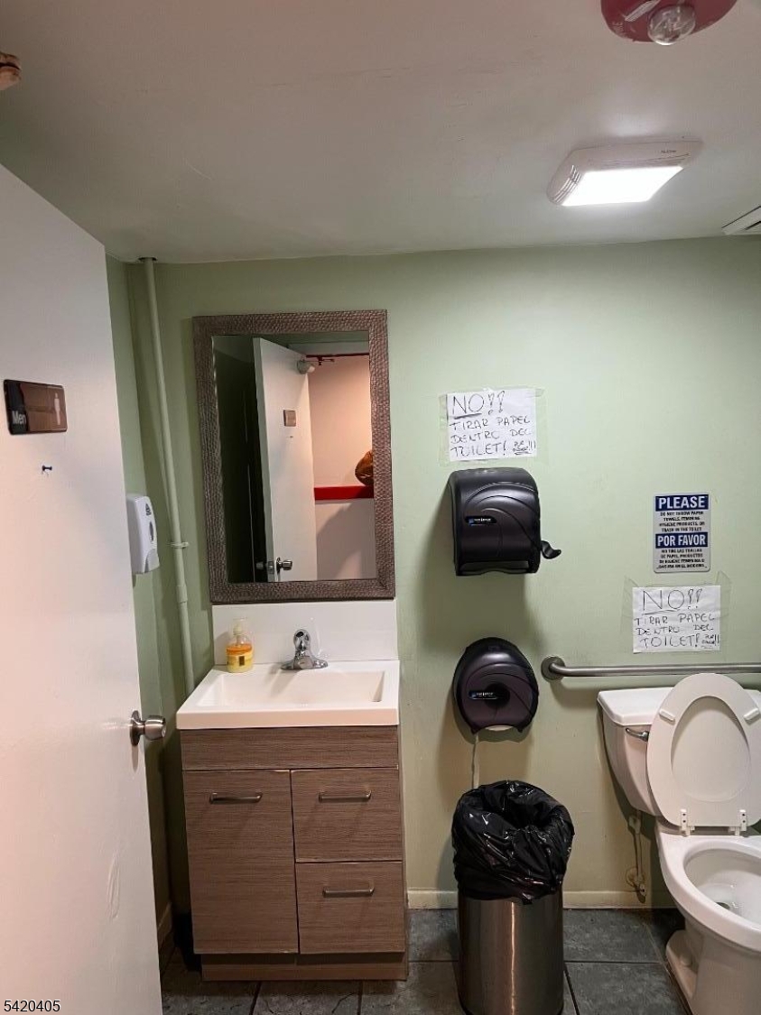 main property photo 5