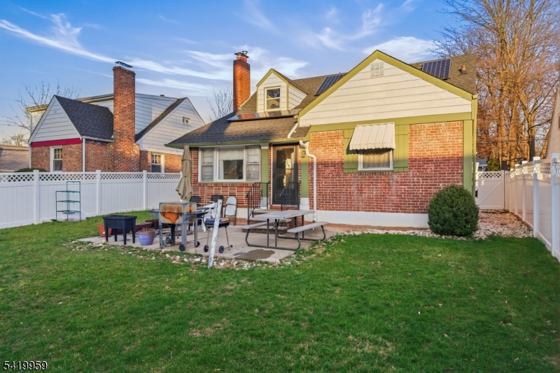 main property photo 21