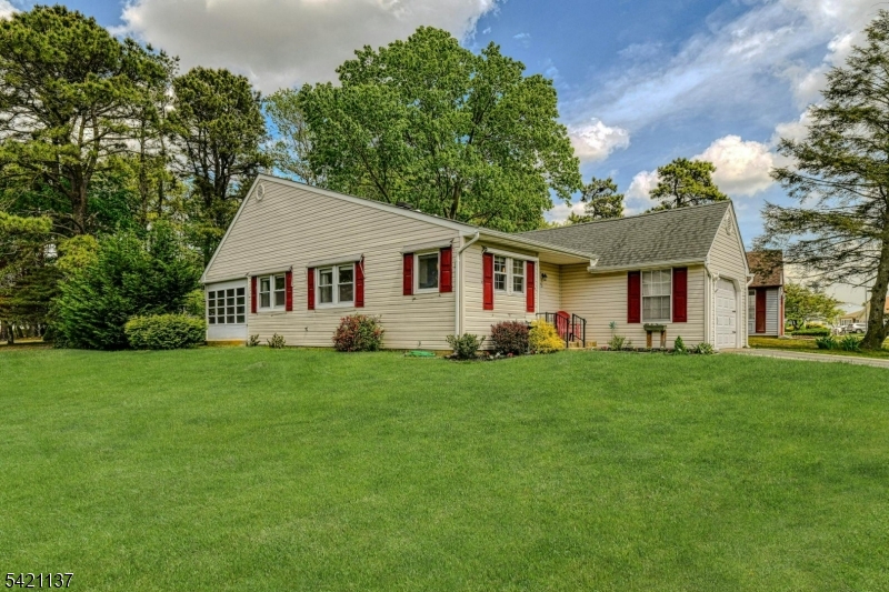 main property photo 26