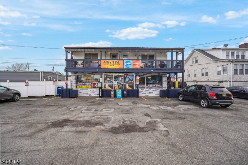 main property photo 19