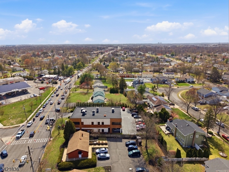 main property photo 27