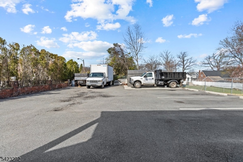 main property photo 48