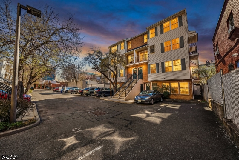 main property photo 32