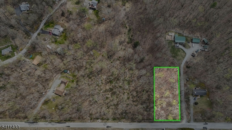 main property photo 9