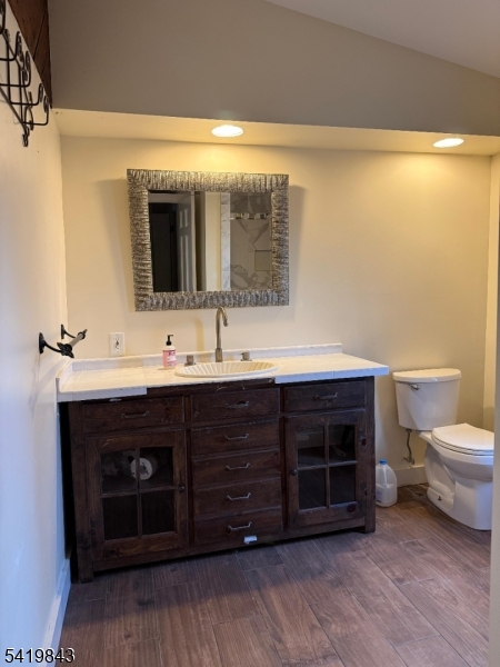 main property photo 7