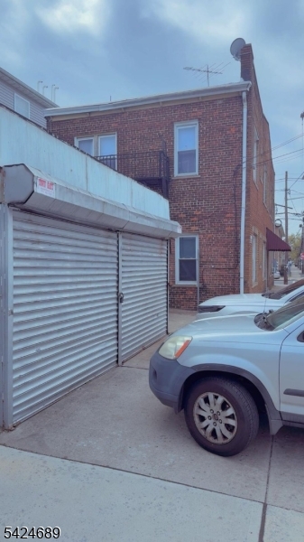 main property photo 14
