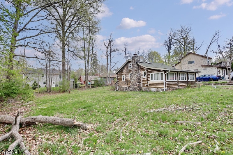 main property photo 13