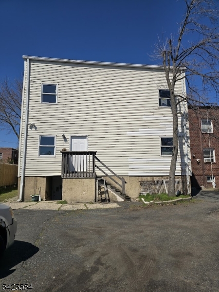 main property photo 24